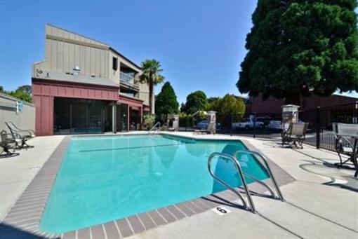 фото отеля BEST WESTERN Greentree Inn