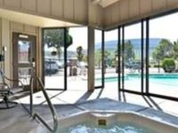 BEST WESTERN Greentree Inn