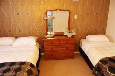 фото отеля Airport Travelair Motor Inn
