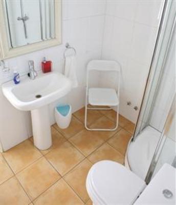 фото отеля Hostal Romandia