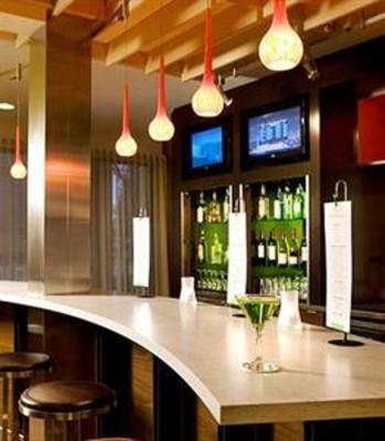 фото отеля Courtyard by Marriott Spokane