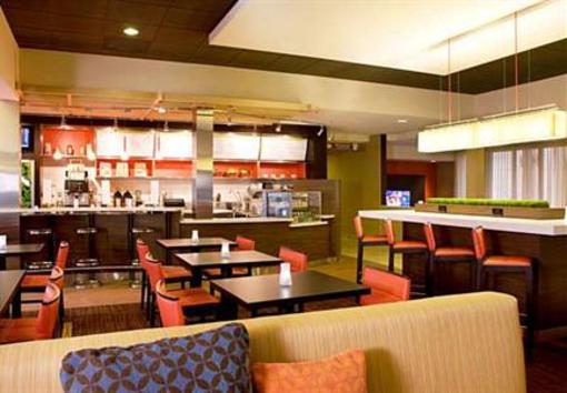 фото отеля Courtyard by Marriott Spokane