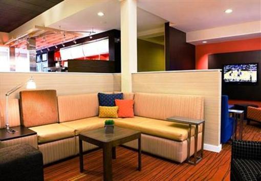 фото отеля Courtyard by Marriott Spokane