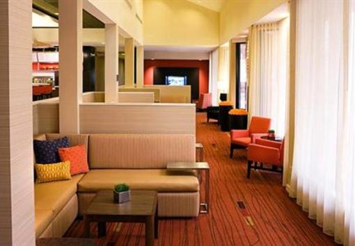 фото отеля Courtyard by Marriott Spokane