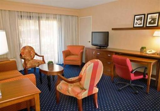 фото отеля Courtyard by Marriott Spokane
