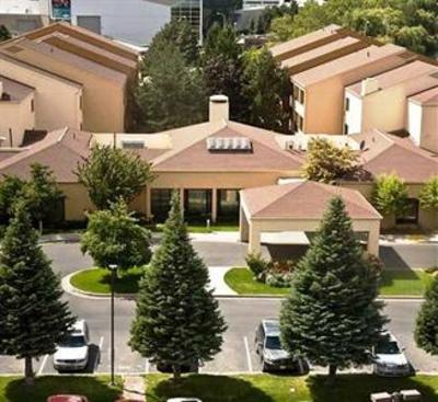 фото отеля Courtyard by Marriott Spokane