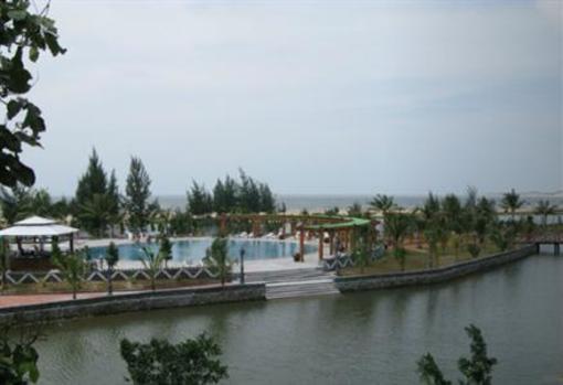 фото отеля The Ho Coc Beach Resort