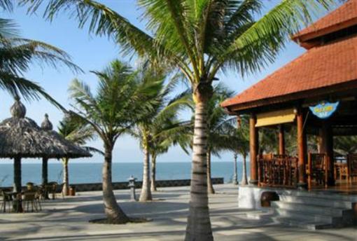 фото отеля The Ho Coc Beach Resort