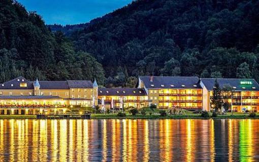 фото отеля Hotel Donauschlinge Haibach ob der Donau