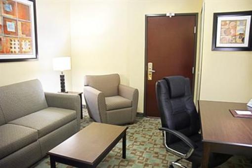 фото отеля BEST WESTERN PLUS Eastgate Inn & Suites