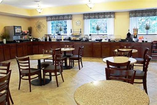 фото отеля BEST WESTERN PLUS Eastgate Inn & Suites