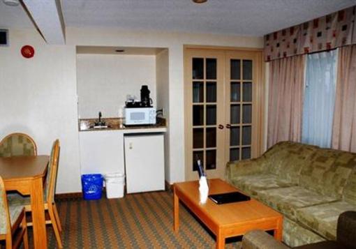 фото отеля Best Western Plus Ottawa Kanata Hotel & Conference Centre