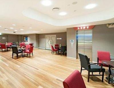 фото отеля Quality Hotel Woden