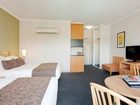 фото отеля Quality Hotel Woden