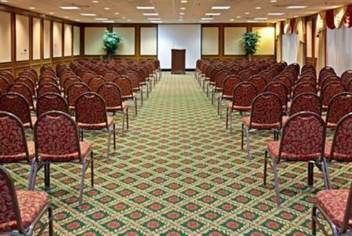 фото отеля Holiday Inn Terre Haute