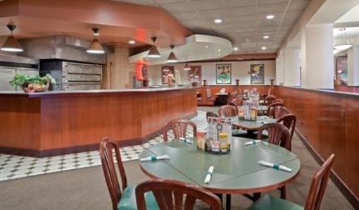 фото отеля Holiday Inn Hotel & Suites Overland Park West