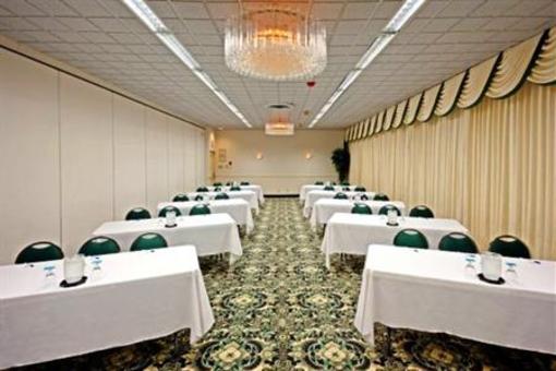 фото отеля Holiday Inn Express Elmira Horseheads