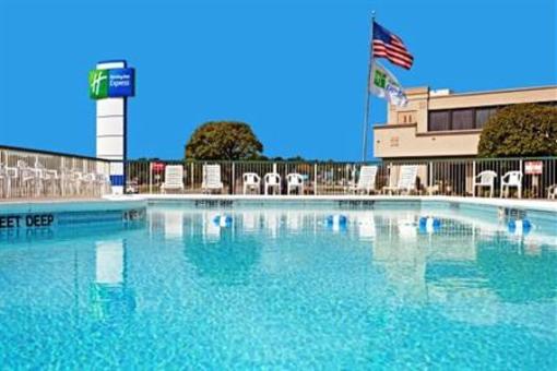 фото отеля Holiday Inn Express Elmira Horseheads