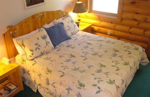 фото отеля Allaire Timbers Inn