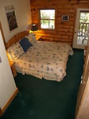 фото отеля Allaire Timbers Inn