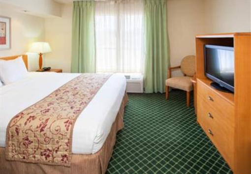 фото отеля Fairfield Inn & Suites Memphis