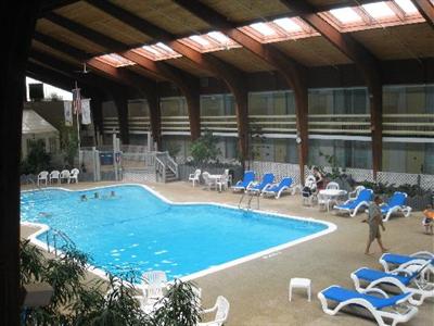фото отеля Four Points Cape Cod Hotel Eastham