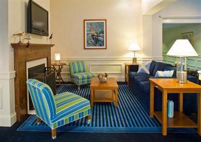 фото отеля Four Points Cape Cod Hotel Eastham