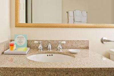 фото отеля Four Points Cape Cod Hotel Eastham
