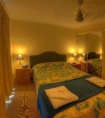 фото отеля Surfers Beach Resort One
