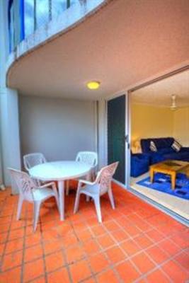 фото отеля Surfers Beach Resort One