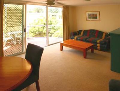 фото отеля Surfers Beach Resort One