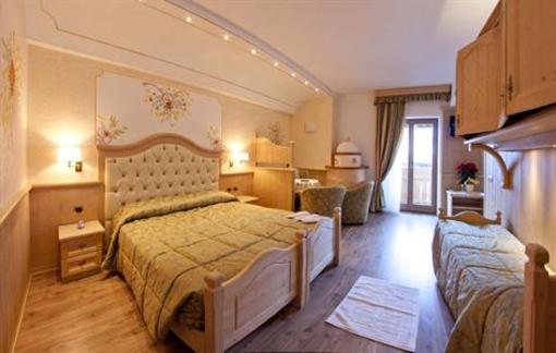 фото отеля Hotel Cristallo Andalo