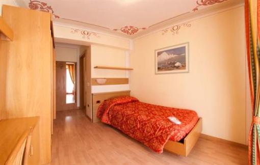 фото отеля Hotel Cristallo Andalo