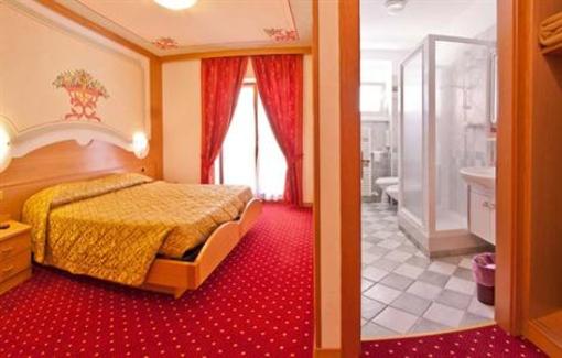 фото отеля Hotel Cristallo Andalo