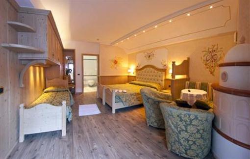 фото отеля Hotel Cristallo Andalo