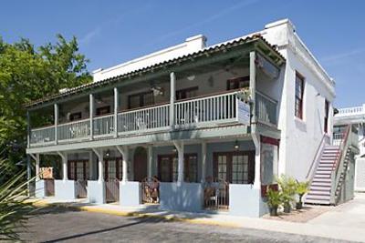 фото отеля Casablanca Inn On The Bay Bed And Breakfast