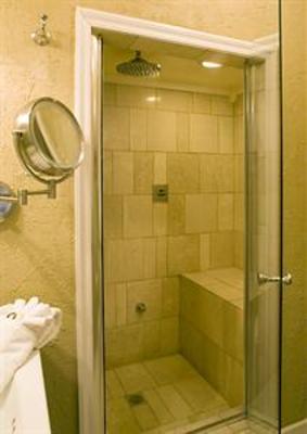 фото отеля Casablanca Inn On The Bay Bed And Breakfast