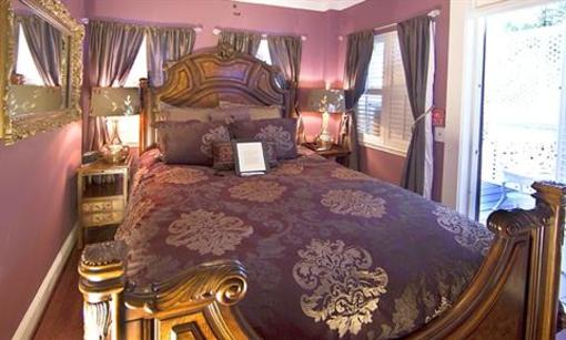 фото отеля Casablanca Inn On The Bay Bed And Breakfast