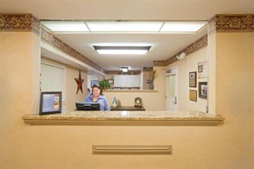 фото отеля Candlewood Suites - Fort Worth Fossil Creek