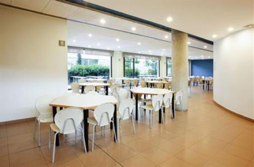 фото отеля Residencia Universitaria Sarria