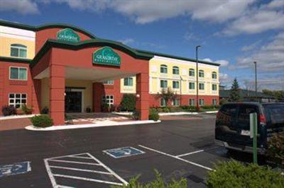 фото отеля Grand Stay Hotel & Suites Appleton