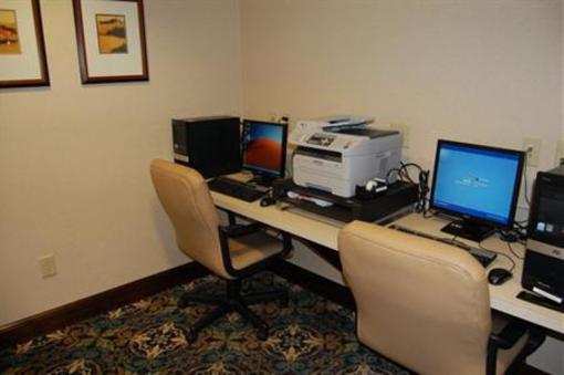 фото отеля Staybridge Suites Akron-Stow-Cuyahoga Falls