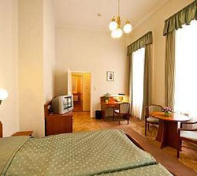 фото отеля Peregrinus ELTE Hotel