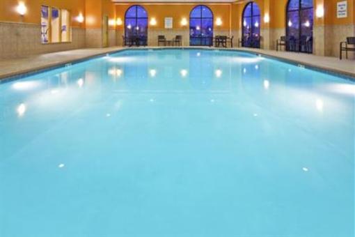 фото отеля Holiday Inn Express Hotel & Suites Nashville - Opryland