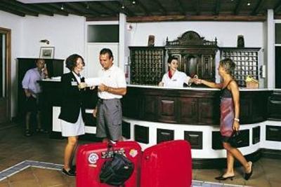 фото отеля Marpunta Village Hotel