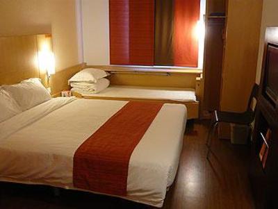 фото отеля Hotel Ibis (Tianjin Tianwei)
