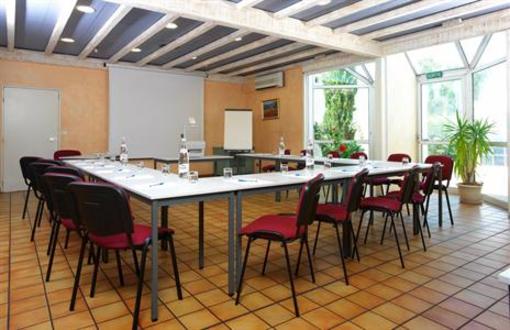фото отеля Le Provencal Hotel Bordeaux
