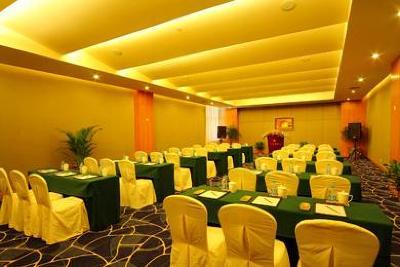 фото отеля Jinling Lakeview Hotel