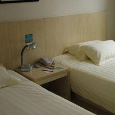 фото отеля Jinjiang Inn (Zhenjiang Jurong Renmin Road)