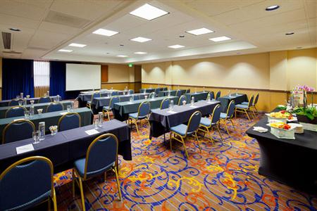 фото отеля Embassy Suites Hotel Santa Clara